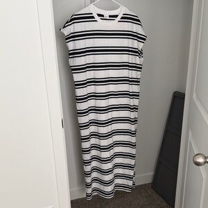 Abercrombie & Fitch Black and White Striped Maxi Dress